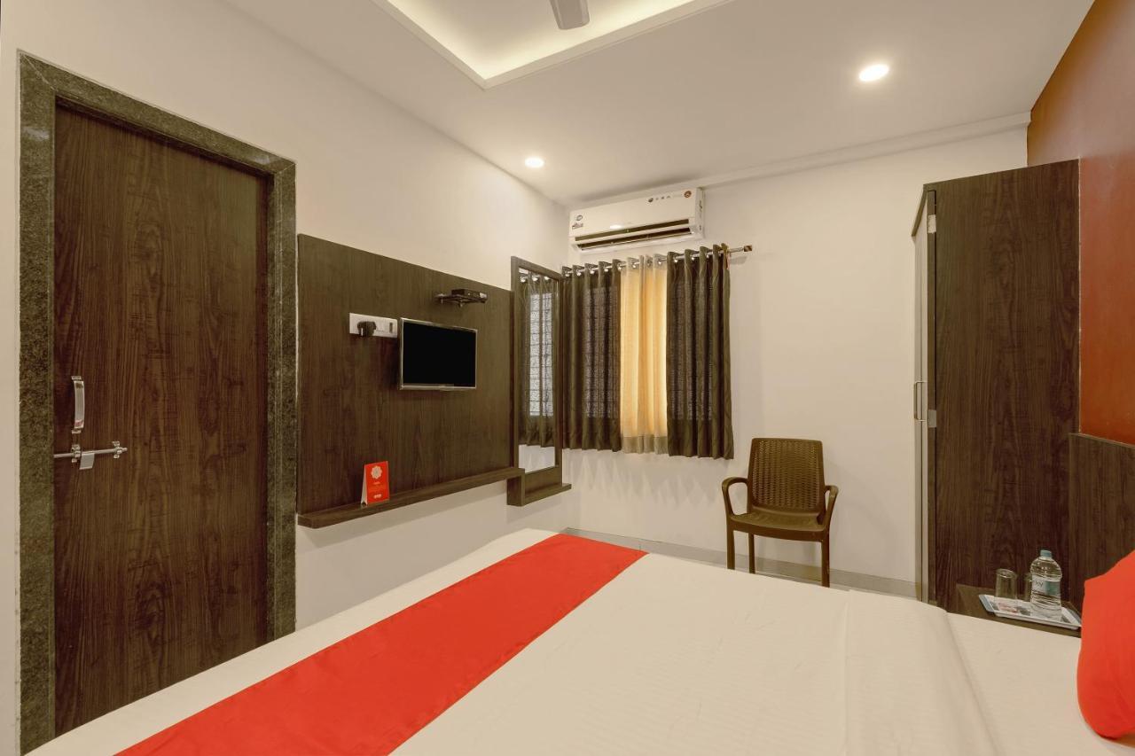 Oyo Flagship 19196 Shree Sai Niladri Residency Ширди Экстерьер фото